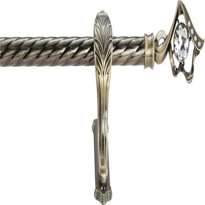 17 سال کارخانه چین میله های پرده پیچ و تاب فلزی عمده فروشی در قطب های پرده لوازم جانبی را دنبال می کند