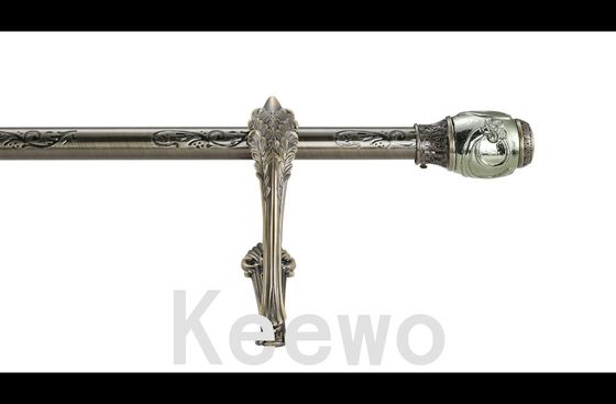 17 سال کارخانه چین میله های پرده پیچ و تاب فلزی عمده فروشی در قطب های پرده لوازم جانبی را دنبال می کند